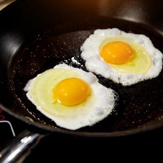 2 eggs any style